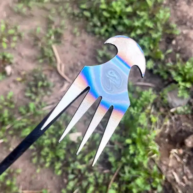Manganese Steel Garden Weeder – Root & Soil Removal Tool - Motionshop